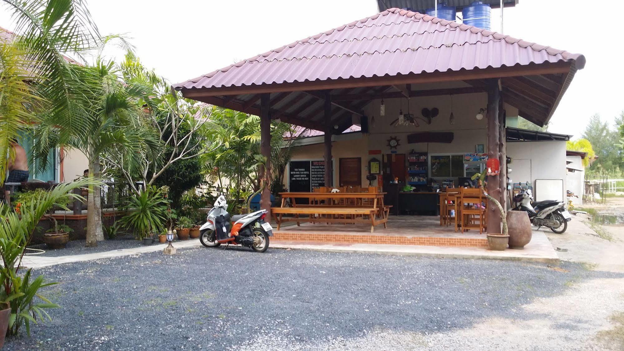 Khaolak Summer House Resort Кхаулак Экстерьер фото